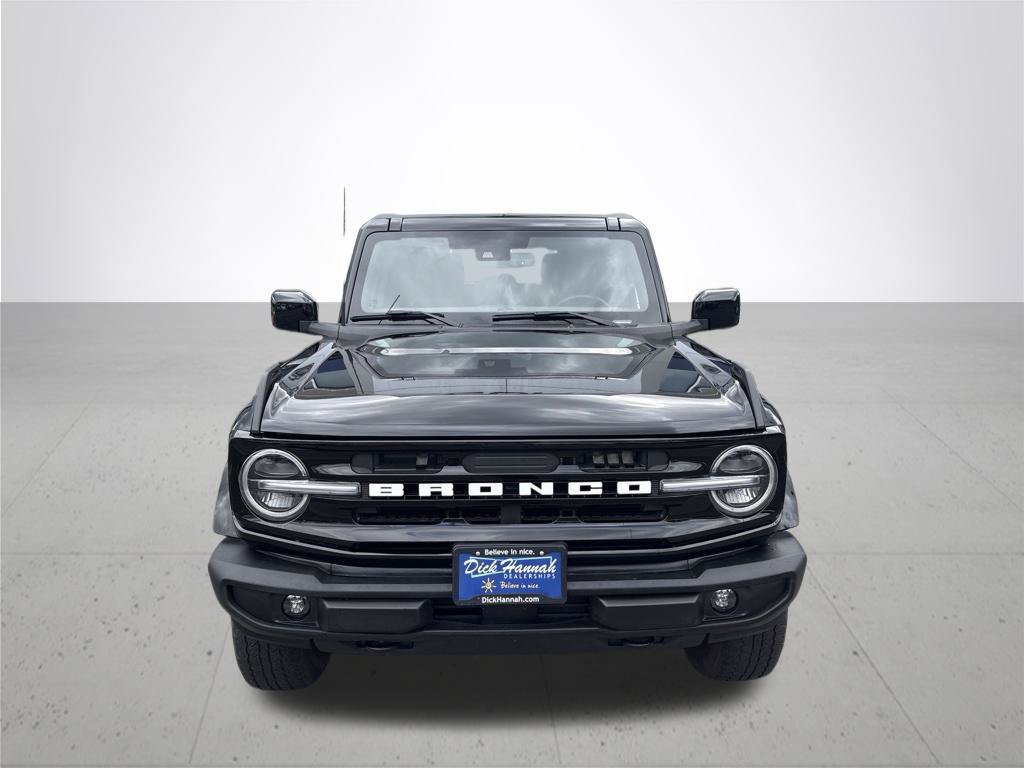 Used 2025 Ford Bronco Outer Banks AWD/4WD image 2