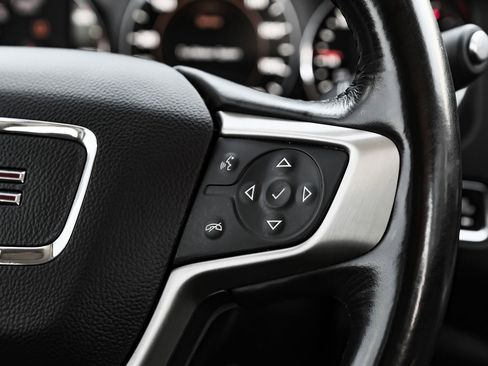 Used 2019 GMC Acadia Denali w/ Technology Package image 22