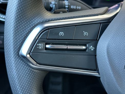 New 2025 Chevrolet Blazer EV LT image 27