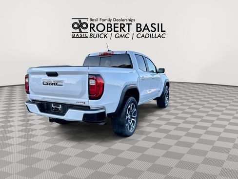 Used 2023 GMC Canyon AT4 w/ AT4 Premium Package AWD/4WD image 8