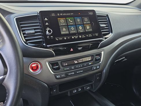 Certified 2025 Honda Ridgeline RTL image 20