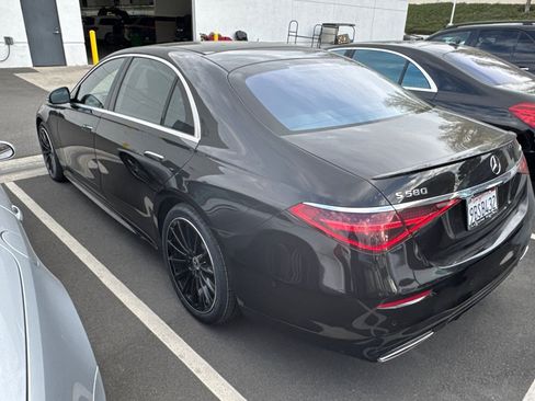 Used 2022 Mercedes-Benz S 580 4MATIC Sedan image 9
