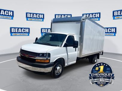 New 2026 Chevrolet Express 3500 w/ Power Convenience Package