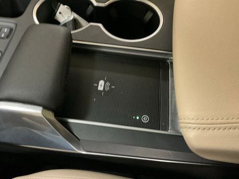 Used 2023 Acura MDX SH-AWD image 19