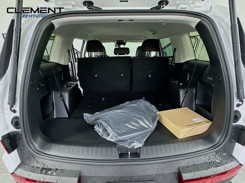 New 2026 Hyundai Santa Fe SE image 9