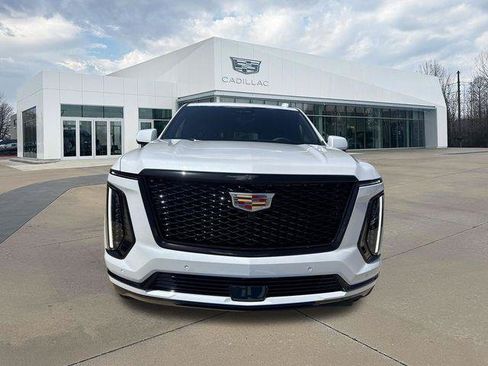 New 2026 Cadillac Escalade ESV Sport w/ Touring Package AWD/4WD image 8
