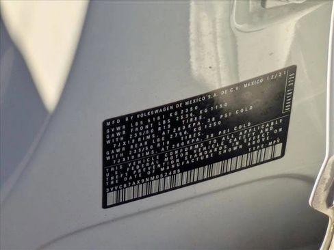 Used 2022 Volkswagen Tiguan SE R-Line image 22