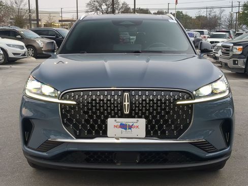 New 2026 Lincoln Aviator Reserve w/ Illumination Package image 8