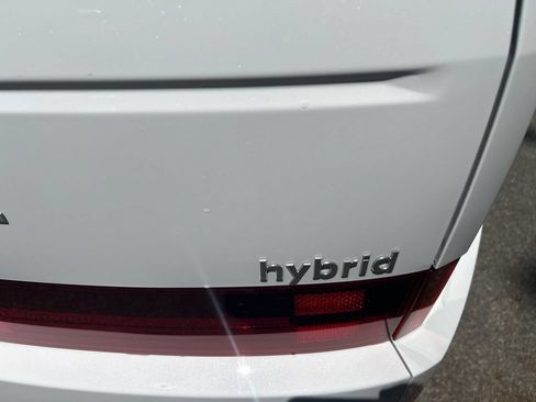 Certified 2026 Hyundai Santa Fe SEL FWD image 11