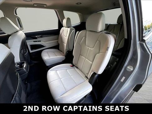 Used 2024 Kia Telluride EX w/ EX Captain's Chair Package AWD/4WD image 9