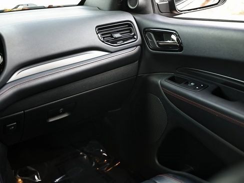 Used 2023 Dodge Durango GT image 30