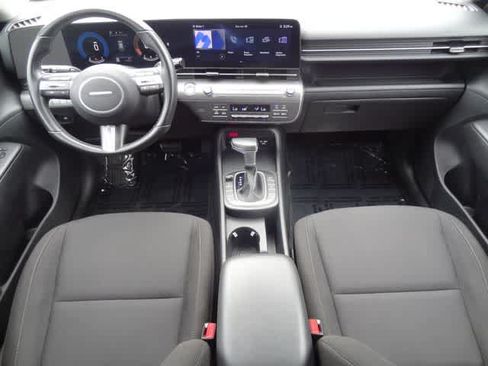 Used 2024 Hyundai Kona SEL AWD/4WD image 11