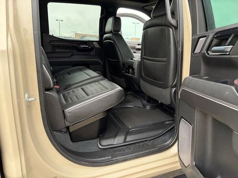 Used 2023 GMC Sierra 1500 AT4X AWD/4WD image 27