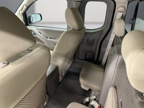 Used 2017 Nissan Frontier SV RWD image 15