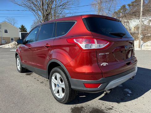 Used 2014 Ford Escape SE image 3