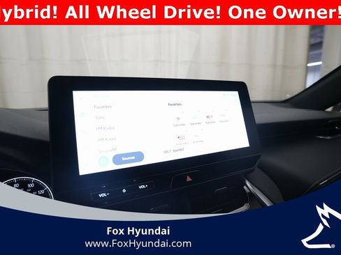 Used 2024 Toyota Venza XLE image 6