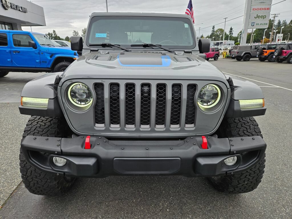 Used 2023 Jeep Wrangler Unlimited Rubicon 4xe w/ Steel Bumper Group AWD/4WD image 8