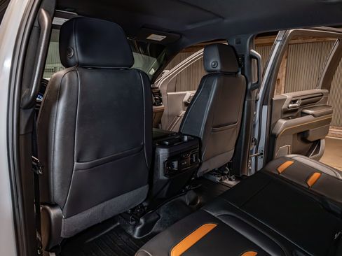 Used 2024 GMC Sierra 2500 AT4 w/ AT4 Preferred Package image 23