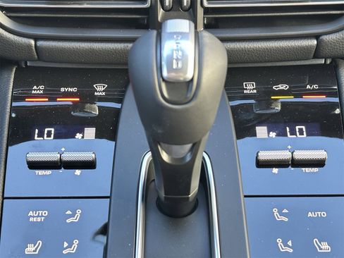 New 2026 Porsche Macan S image 24