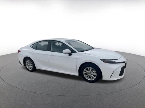 Used 2025 Toyota Camry LE image 2