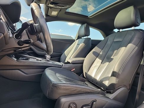 Used 2018 Audi A5 2.0T Premium Plus image 2