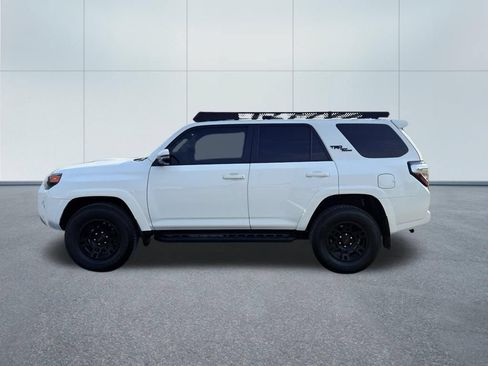 Used 2024 Toyota 4Runner TRD Off-Road Premium w/ Off Road Premium Plus Package AWD/4WD image 2