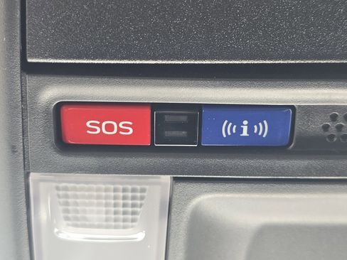 Certified 2025 Subaru Forester Premium w/ Convenience Package #1 image 27