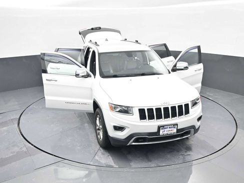 Used 2014 Jeep Grand Cherokee Limited image 42