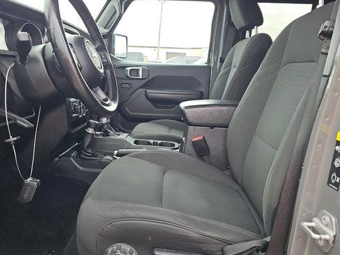 Used 2021 Jeep Wrangler Unlimited Sport AWD/4WD image 11