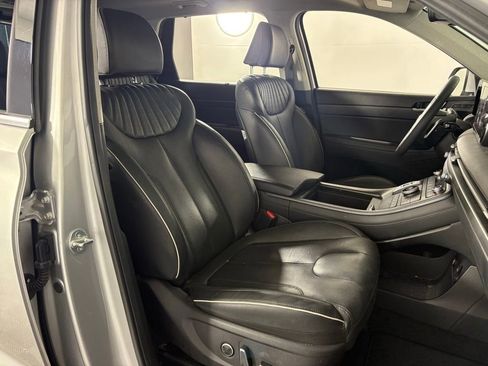 Used 2024 Hyundai Palisade Limited FWD image 17