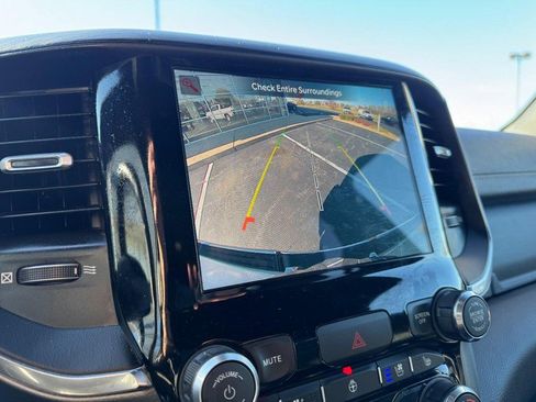 Used 2024 RAM 1500 Laramie image 25