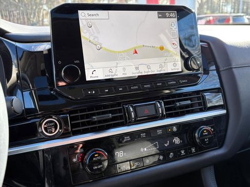 Certified 2024 Nissan Pathfinder SL w/ SL Premium Package image 10