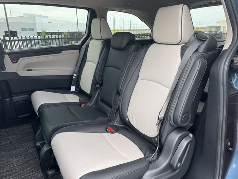New 2026 Honda Odyssey Elite image 15