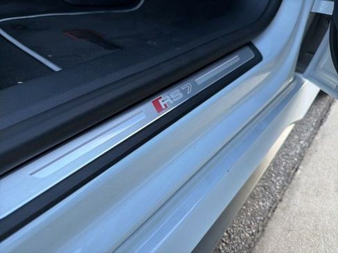 Used 2025 Audi RS 7 Performance image 28