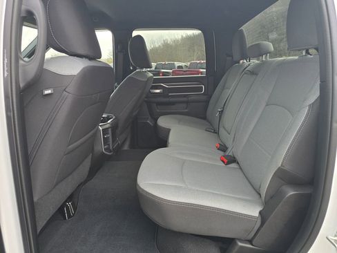 Used 2024 RAM 2500 Big Horn w/ Heated Seats & Wheel Group image 10