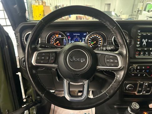 Used 2023 Jeep Wrangler Unlimited Sahara w/ Dual Top Group AWD/4WD image 14