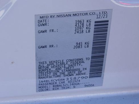 Used 2024 Nissan Altima 2.5 SR FWD image 21