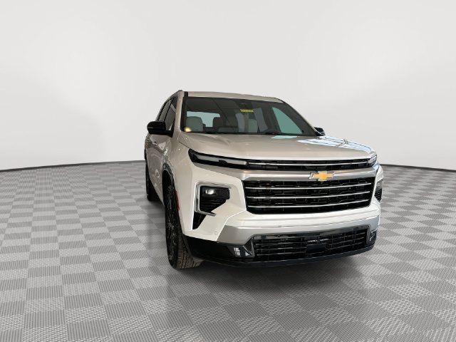 Certified 2024 Chevrolet Traverse RS FWD image 3