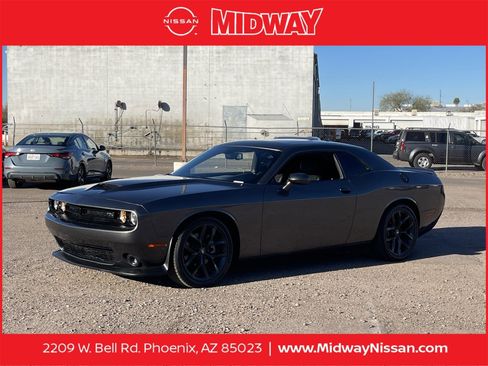 Used 2023 Dodge Challenger R/T w/ Plus Package image 1