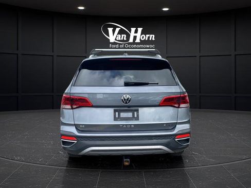 Used 2022 Volkswagen Taos SE AWD/4WD image 6