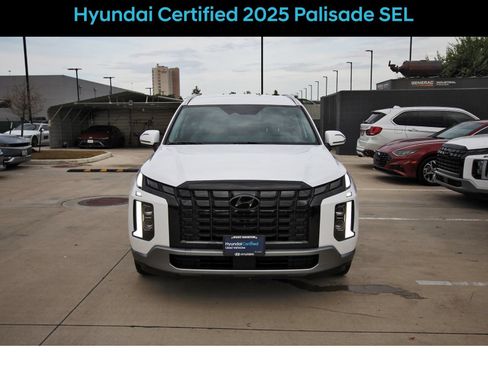 Certified 2025 Hyundai Palisade SEL AWD/4WD image 2
