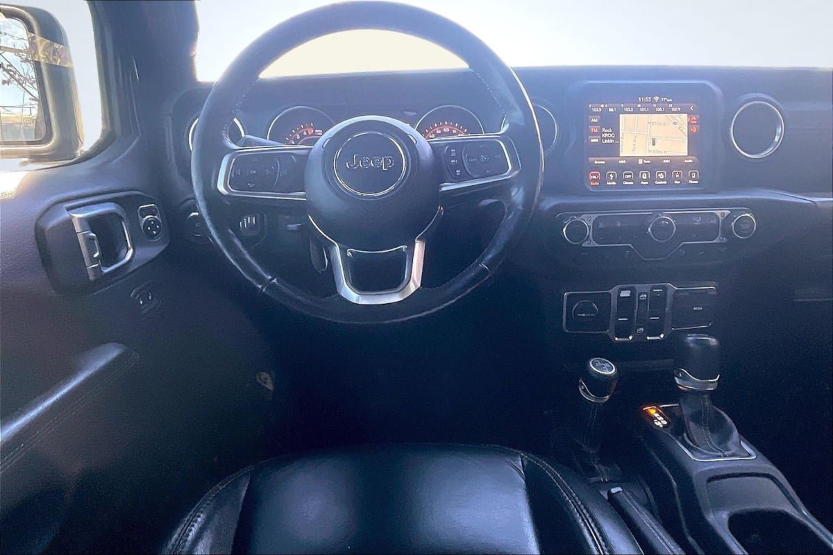 Used 2019 Jeep Wrangler Unlimited Sahara w/ Quick Order Package 24M Moab AWD/4WD image 5