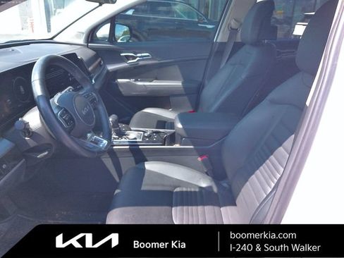 Certified 2025 Kia Sportage SX AWD/4WD image 12