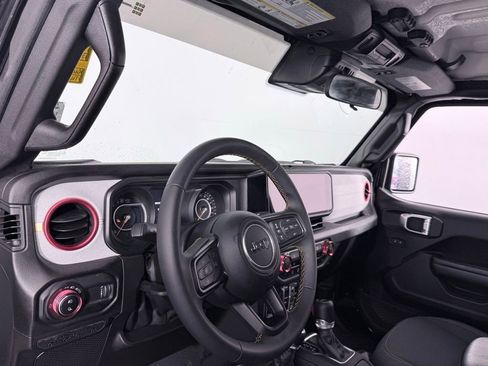 Used 2024 Jeep Gladiator Sport image 23