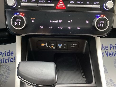 Certified 2025 Hyundai Tucson SEL image 25