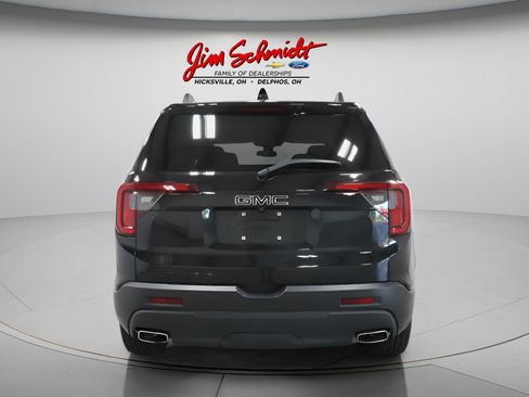 Used 2023 GMC Acadia SLE w/ Driver Convenience Package FWD image 4