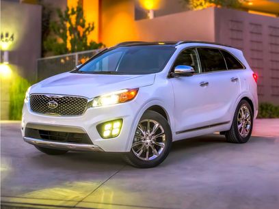 Used 2017 Kia Sorento FWD w/ LX Convenience Package