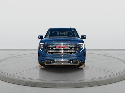 New 2026 GMC Sierra 1500 Denali w/ Technology Package AWD/4WD image 3