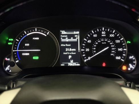 Used 2018 Lexus RX 450h RX 450h w/ Premium Package image 21