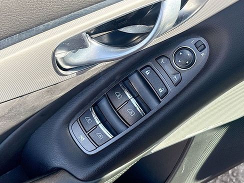 Used 2023 INFINITI Q50 Luxe w/ Cargo Package AWD/4WD image 17
